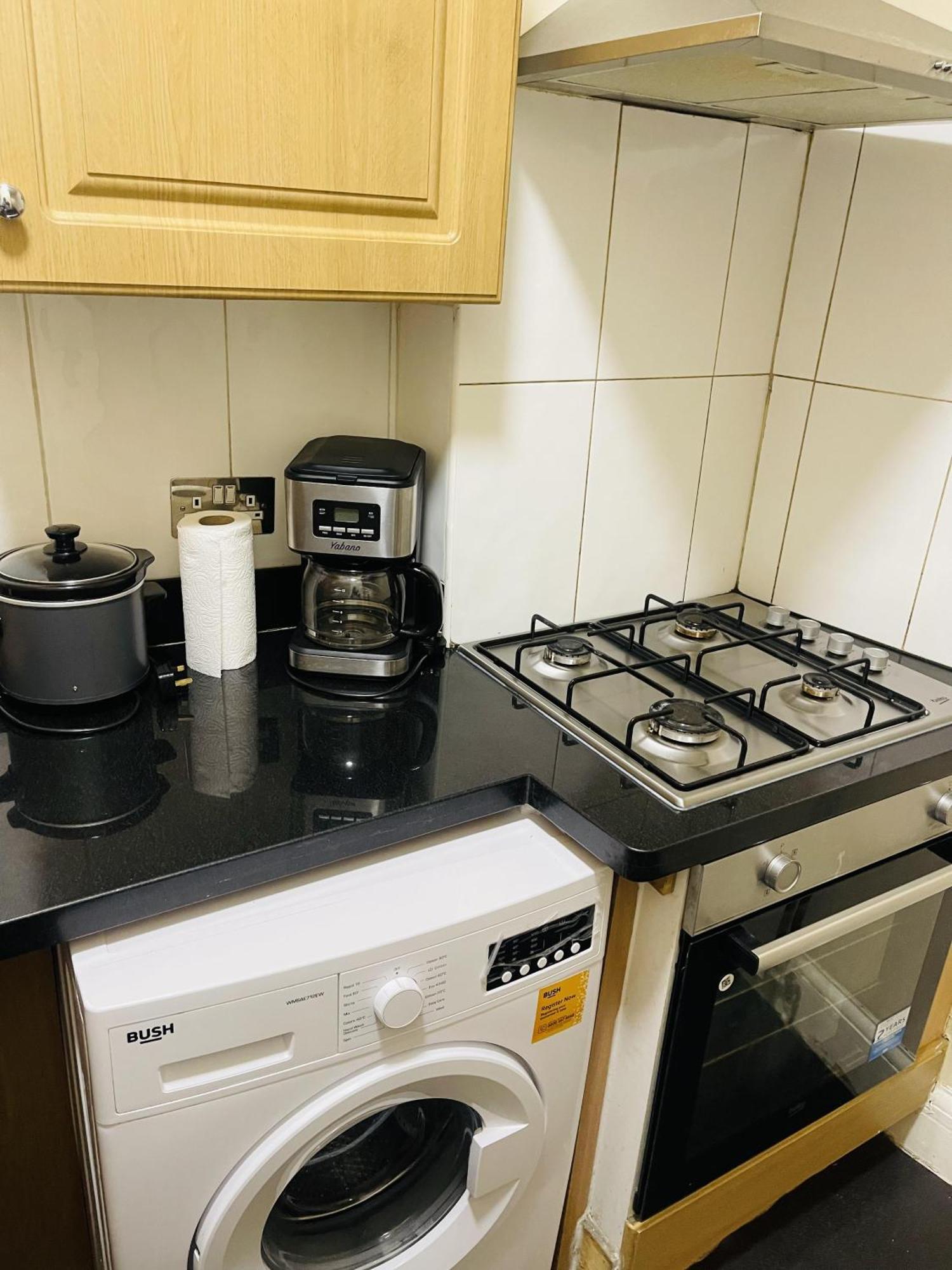 Appartamento Captivating 2-bed In Paddington Londra